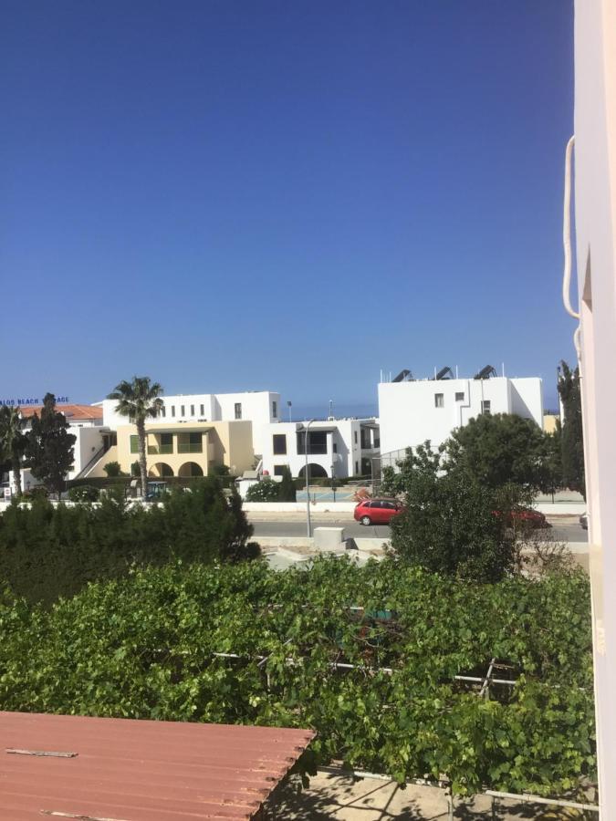King Philips Leilighet Paphos Eksteriør bilde